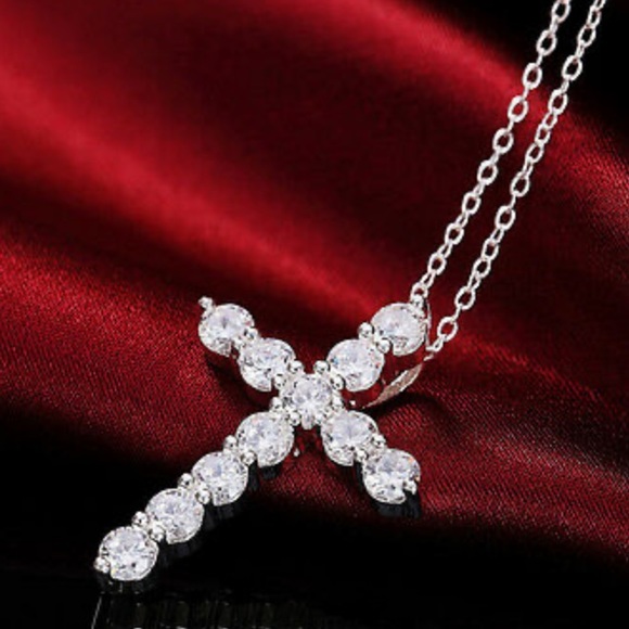 Jewelry - NEW Sterling silver Cross Necklace